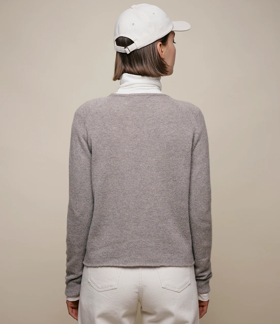 Lightweight Merino Wool-Cashmere-Silk Raglan Sweater - Image 3