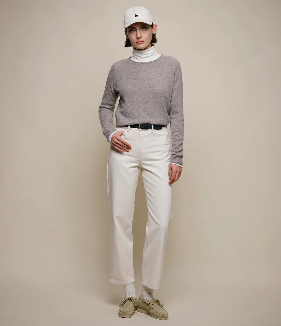 Lightweight Merino Wool-Cashmere-Silk Raglan Sweater - Image 4