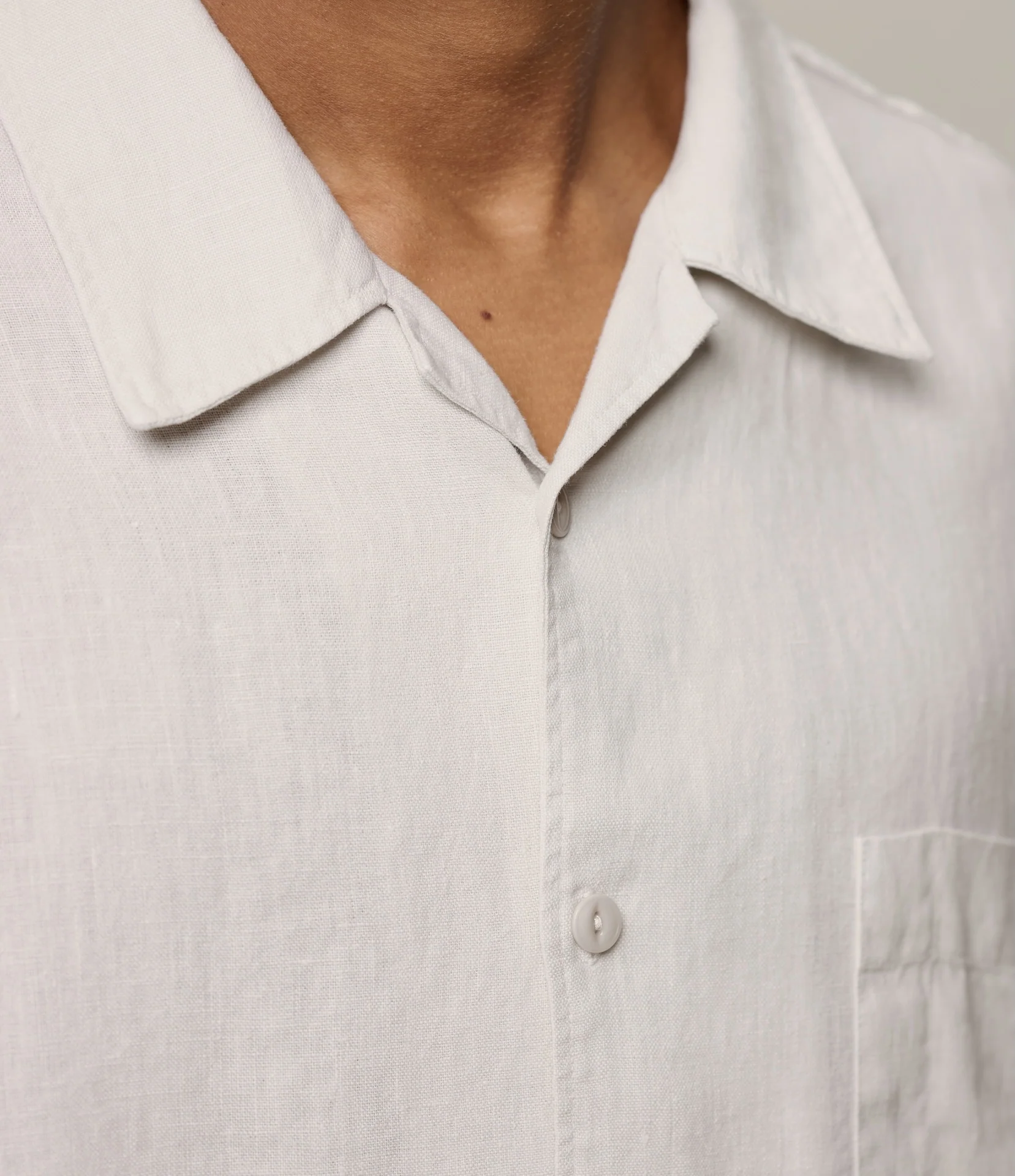 Linen Bowling Short Sleeve Shirt - Image 3