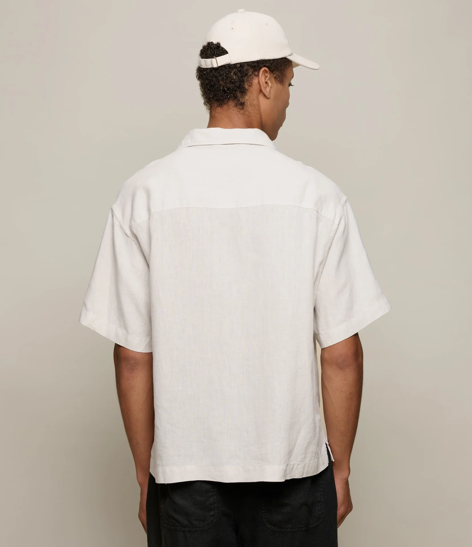 Linen Bowling Short Sleeve Shirt - Image 4