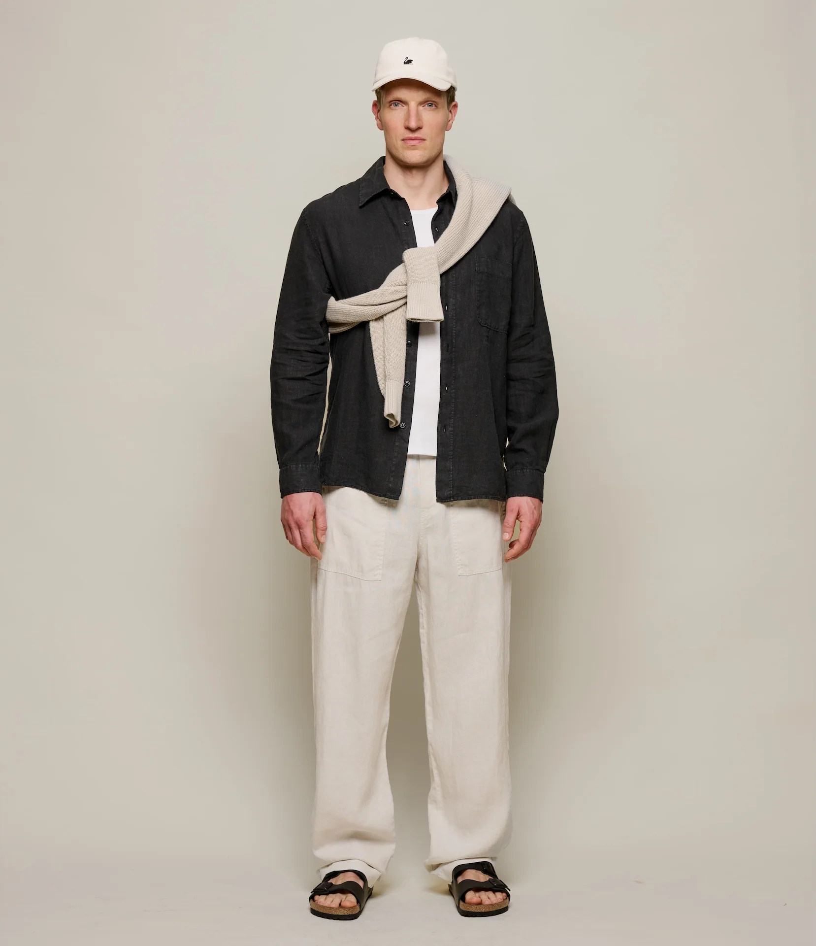 Relaxed Fit Linen Long Sleeve Shirt - Image 9