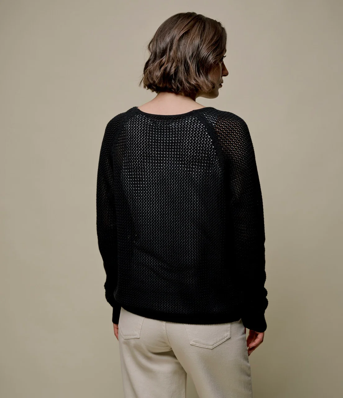 1960s Crochet Cotton Raglan Sweater - Image 4