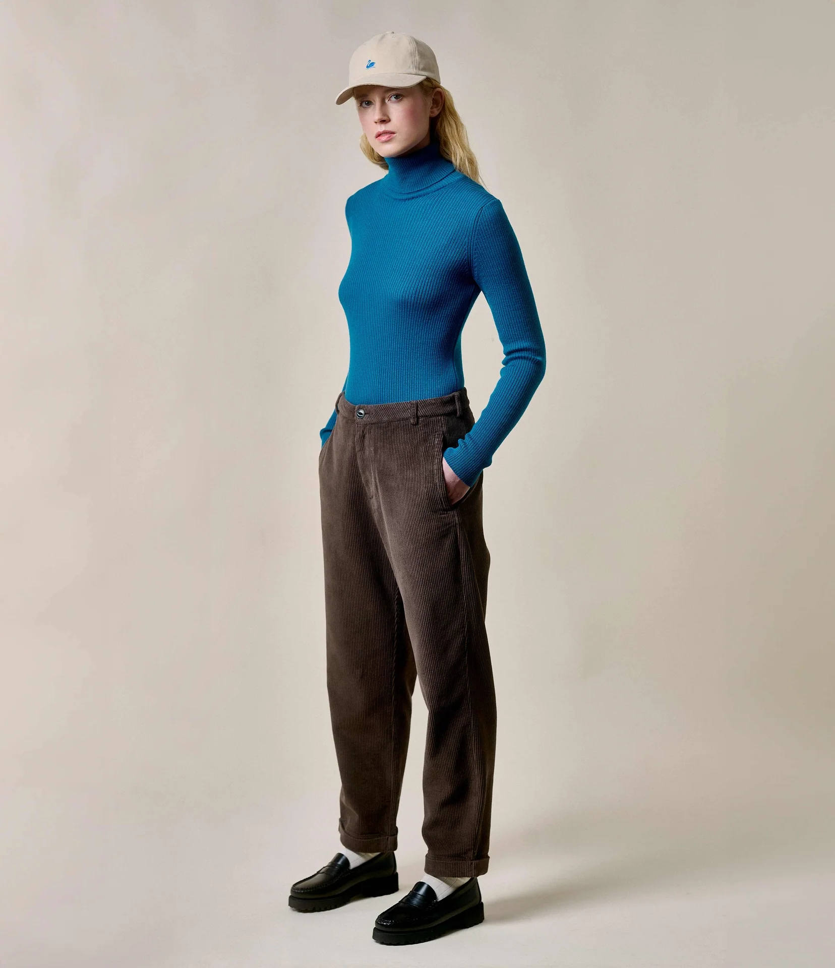 1955s Bold Cotton Corduroy Women's Ankle Length Chino Pants - Image 5